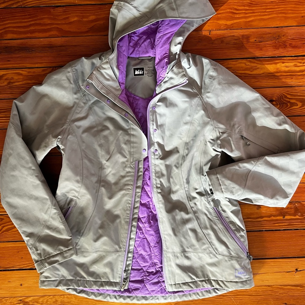 REI women’s gray ski jacket with purple liner size large